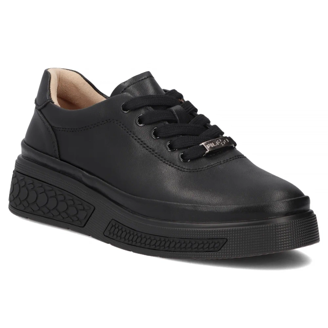 Černé kožené polobotky na klínku Filippo DP8326/26 BK
