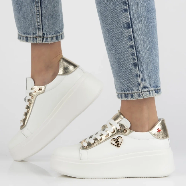 Bilo-zlaté kožené sneakersy Filippo DP6792/25 WH GO