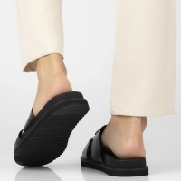 Černé kožené pantofle Filippo DK7050/26 BK