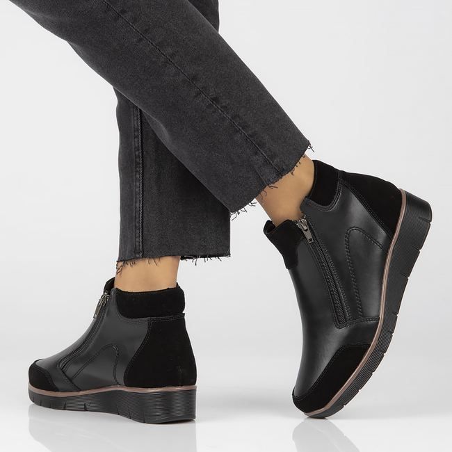 Černé kožené kotníkové boty Filippo DBT3950/24 BK