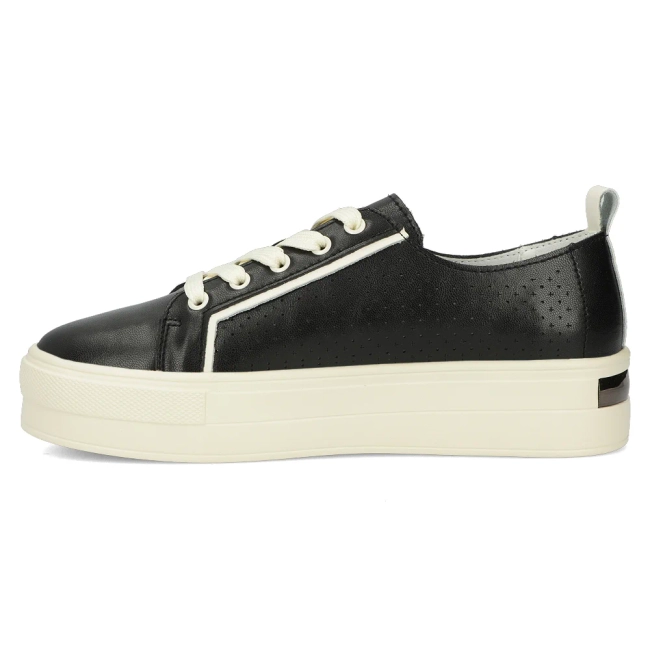 Černé kožené polobotky Filippo DP6025/24 BK