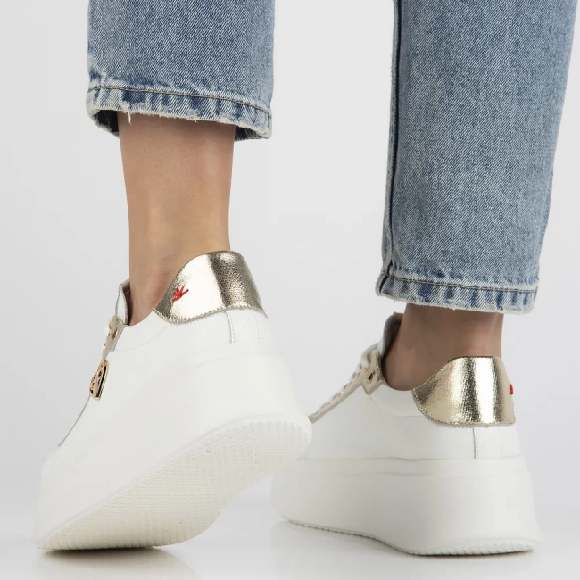 Bilo-zlaté kožené sneakersy Filippo DP6792/25 WH GO