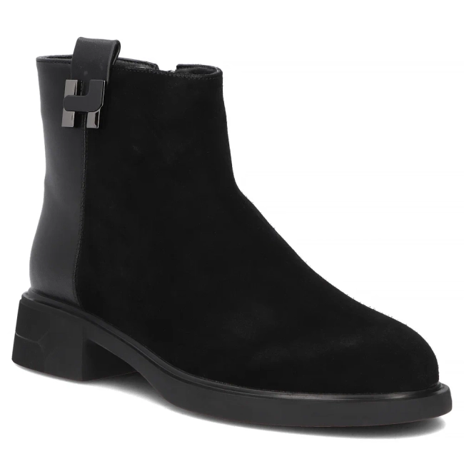 Černé kožené kotníkové boty Filippo DBT8249/26 BK