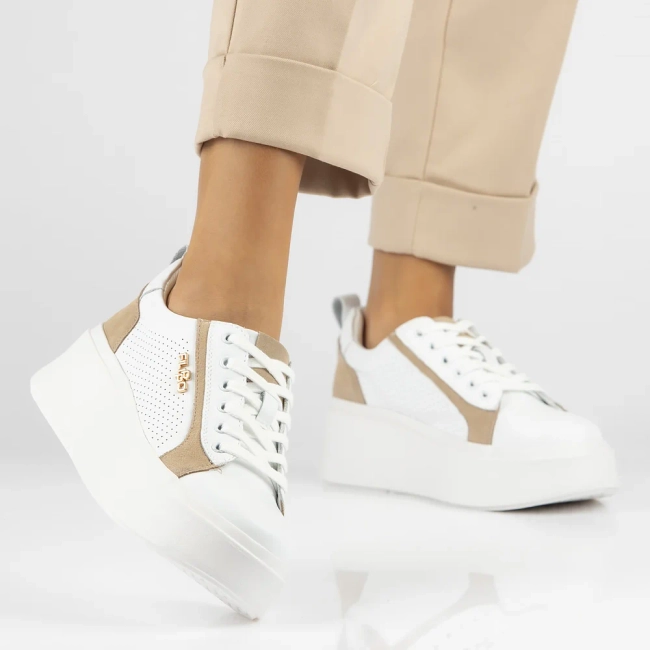 Bílé kožené sneakersy Filippo DP6170/24 WH