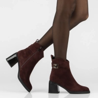 Bordové kožené kotníkové boty na podpatku Filippo DBT8024/26 BG