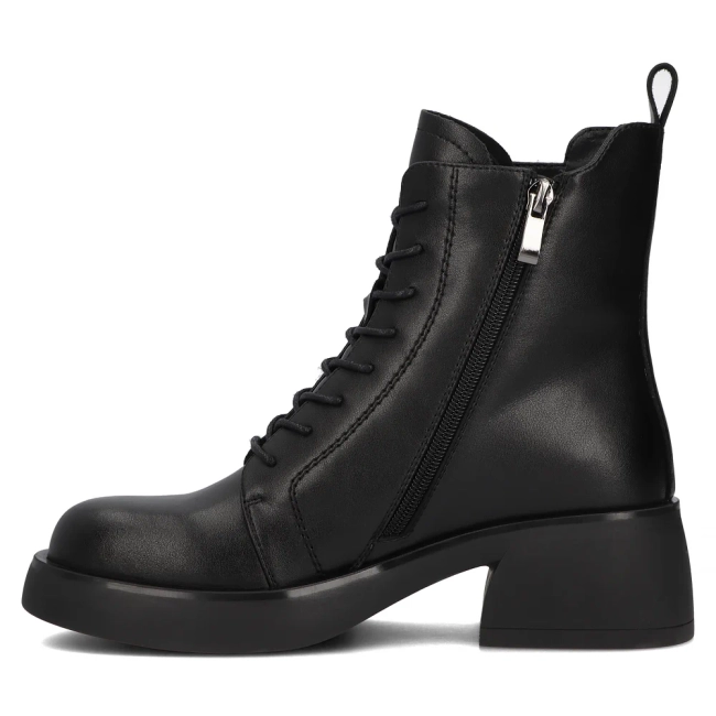 Černé kožené kotníkové boty Filippo DBT6550/24 BK