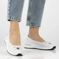 Bílé kožené polobotky Filippo DP6718/26 WH