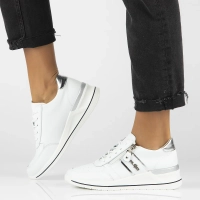Bílé kožené sneakersy Filippo DP6083/24 WH