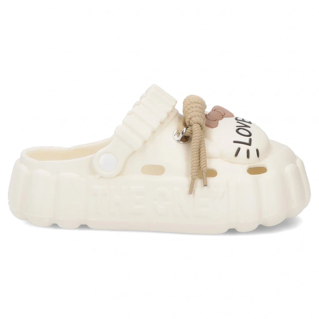 Bílé pantofle Filippo DK7912/26 WH