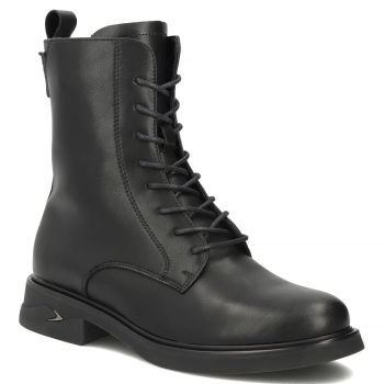 Černé kožené kotníkové boty Filippo DBT8190/26 BK
