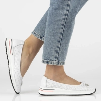 Bílé kožené polobotky Filippo DP6718/26 WH